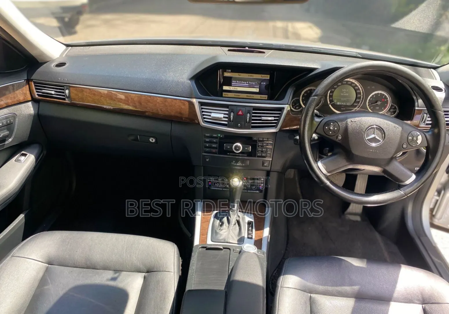Mercedes-Benz E250 2009 Silver
