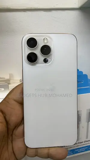 Apple iPhone 15 Pro Max 256 GB White