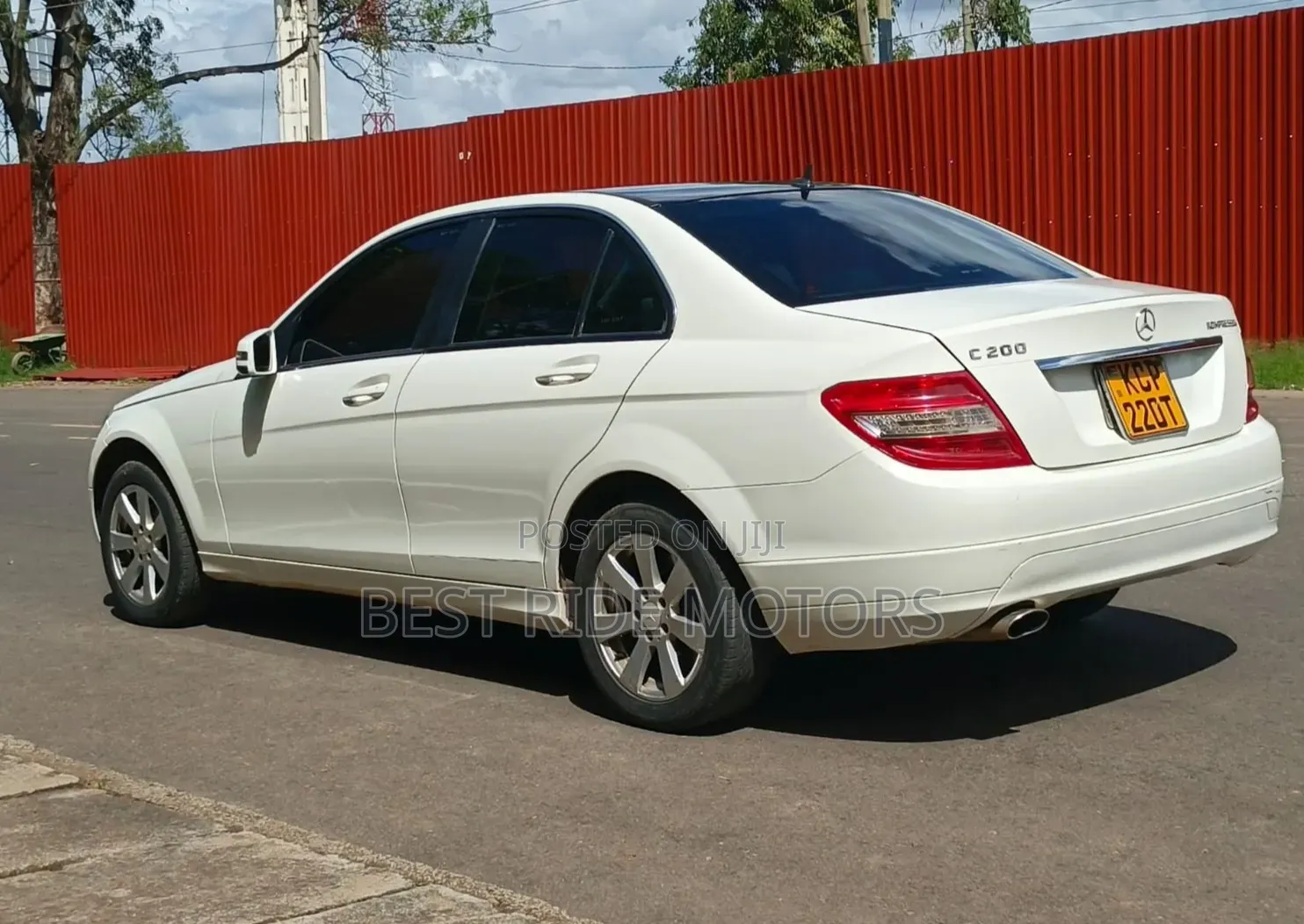 Mercedes-Benz C200 2010 White