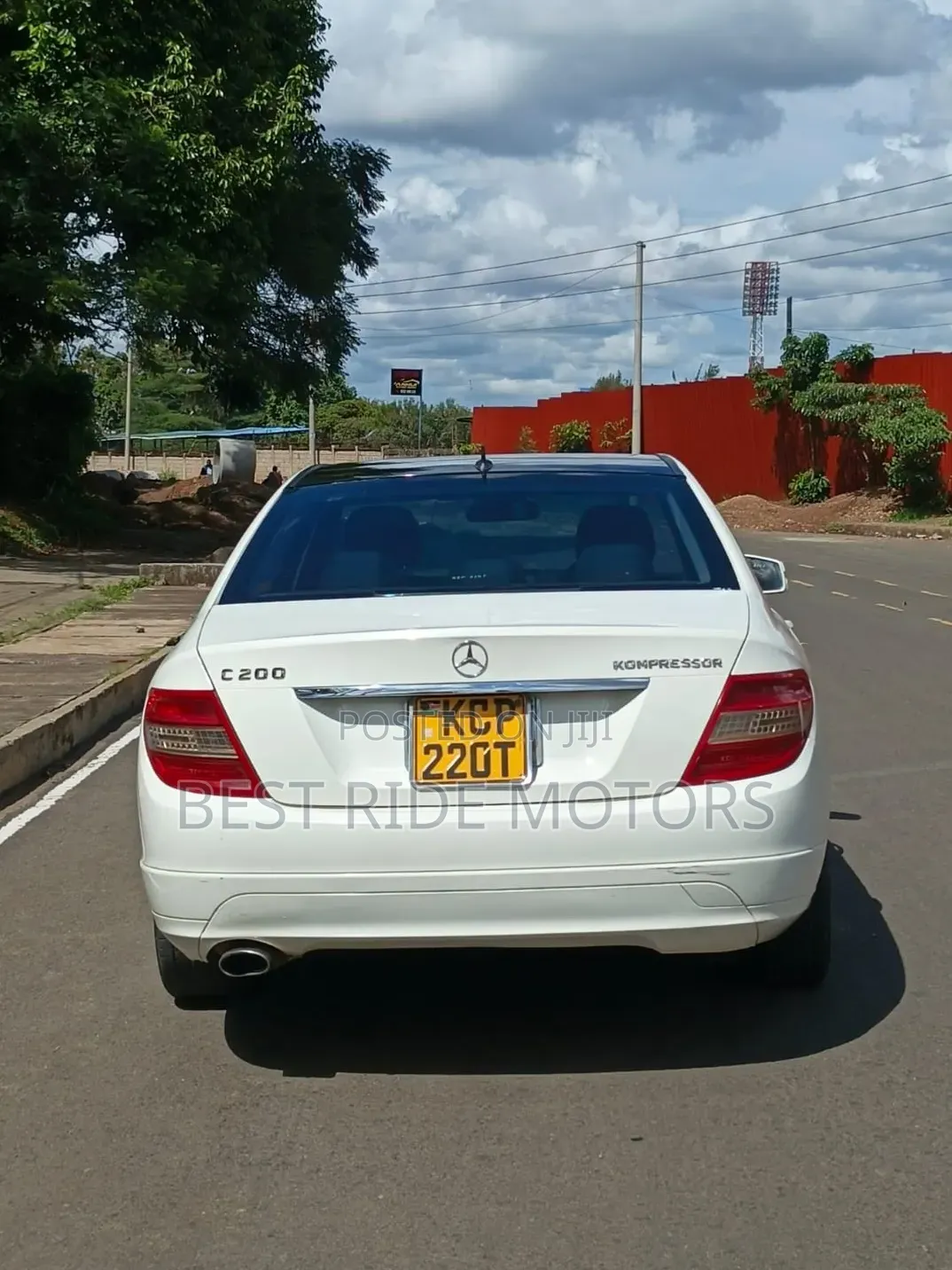 Mercedes-Benz C200 2010 White