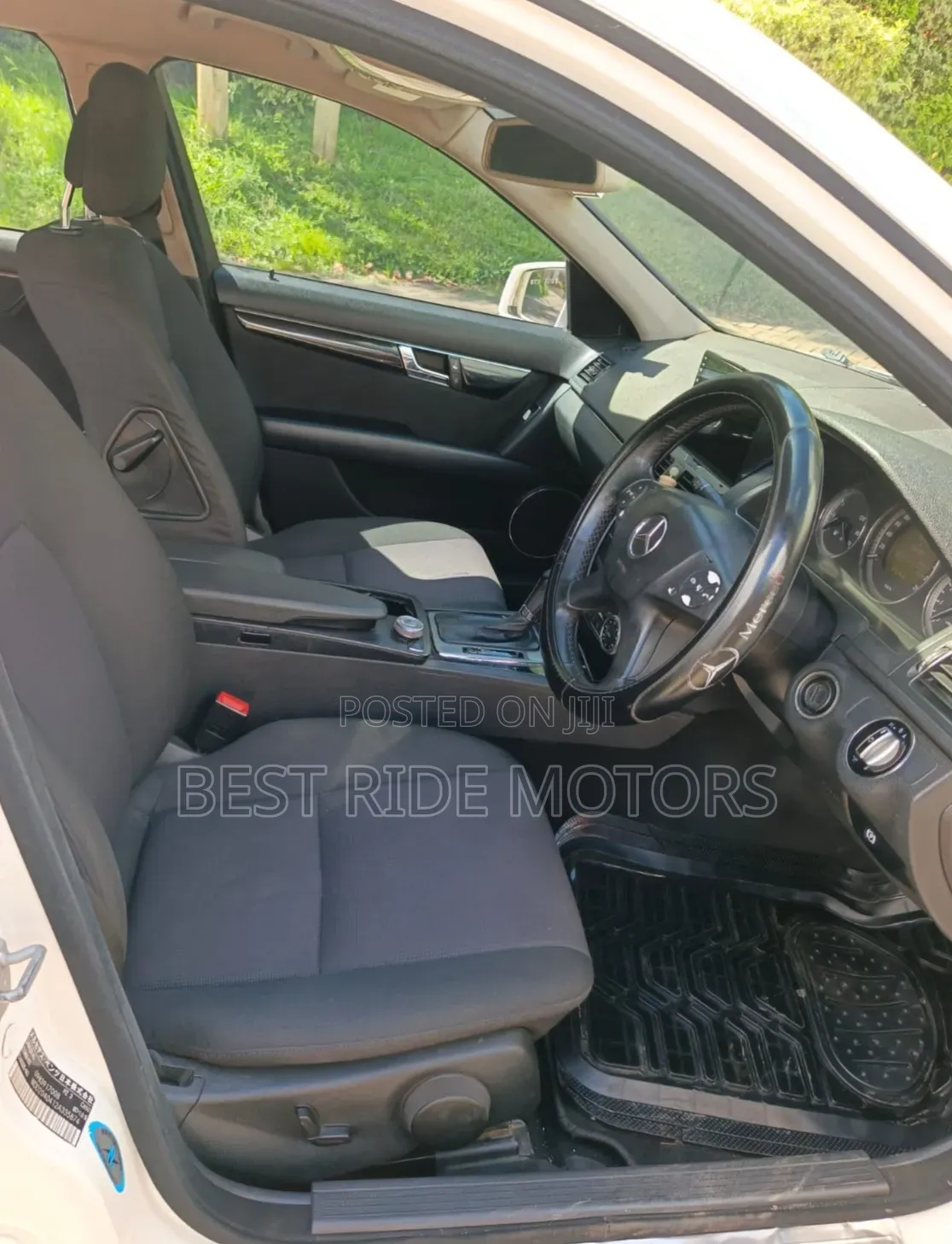Mercedes-Benz C200 2010 White