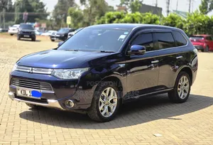 Mitsubishi Outlander 2015 Gray