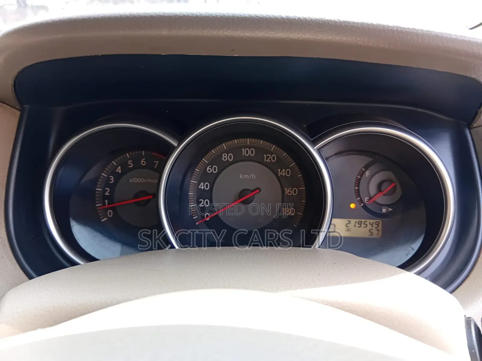 Nissan Tiida 2006 Silver