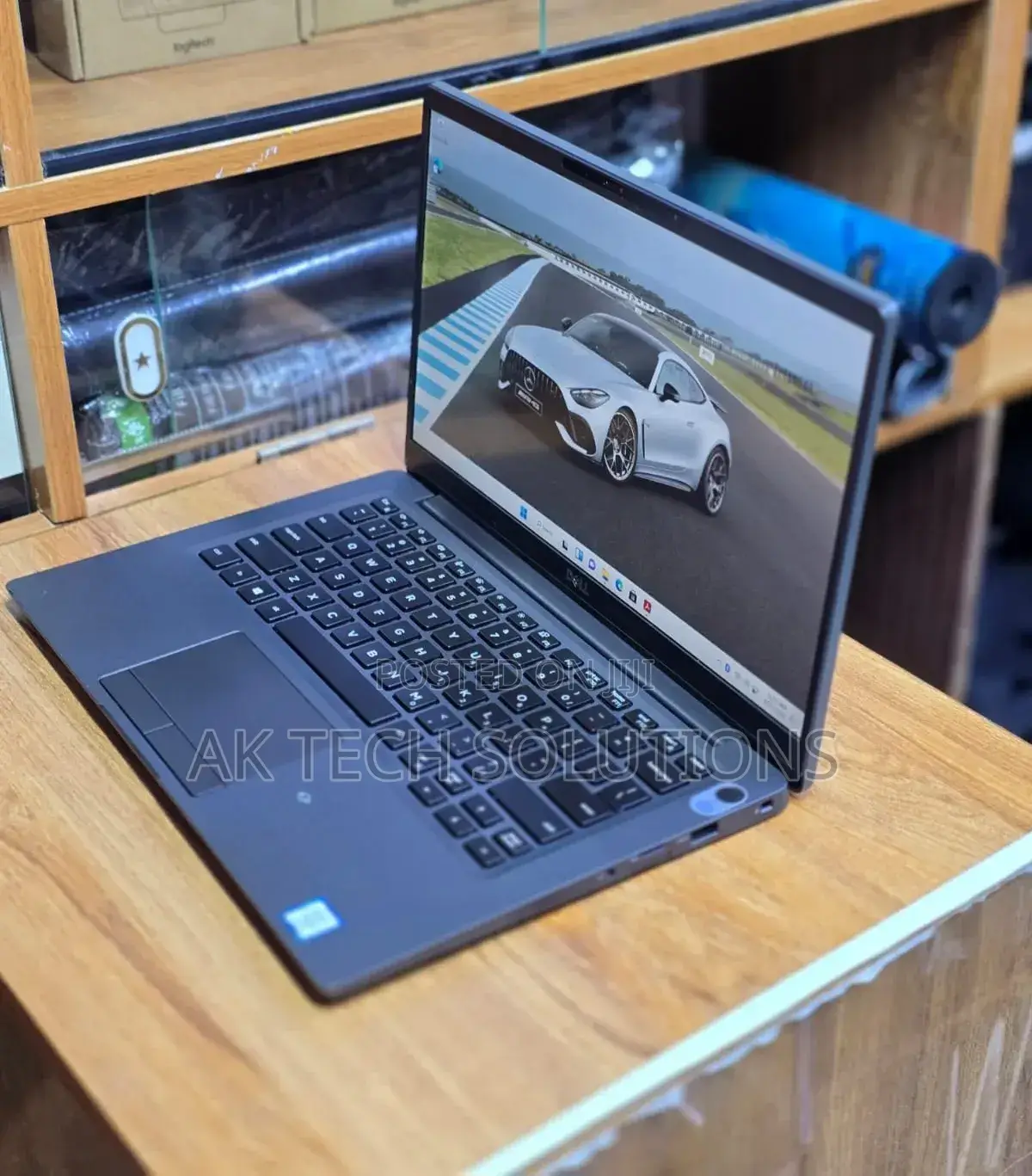 Laptop Dell Latitude 7400 8GB Intel Core i5 SSD 256GB