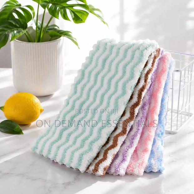 High Quality Microfiber Kitchen Towels - thumbnail 2