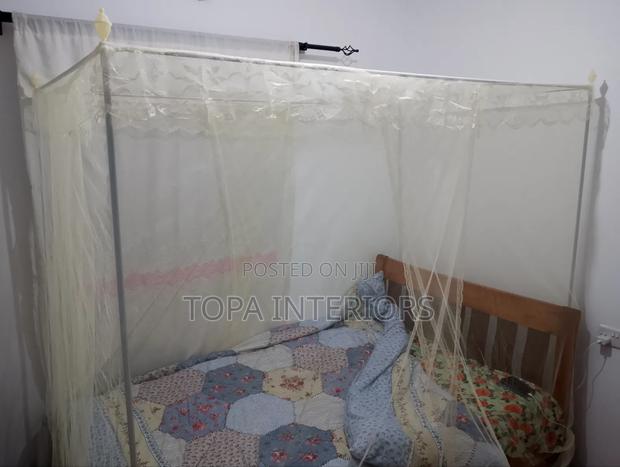 Durable Easy to Fix Bedroom Mosquito Net With Stands