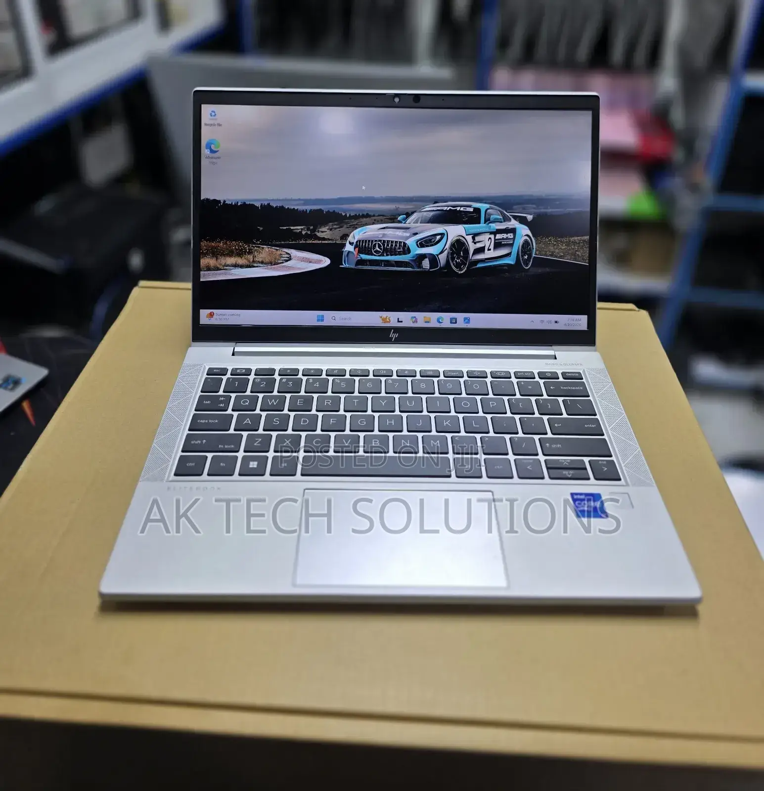 Laptop HP EliteBook 830 G8 16GB Intel Core i7 SSD 256GB