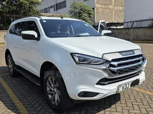 Isuzu MU-X 2022 White