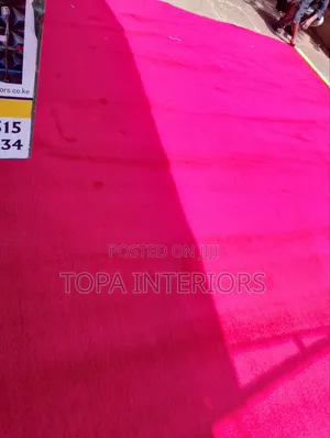 Soft Fluffy Warm Floor Insulation Wall to Wall Carpets Installation
