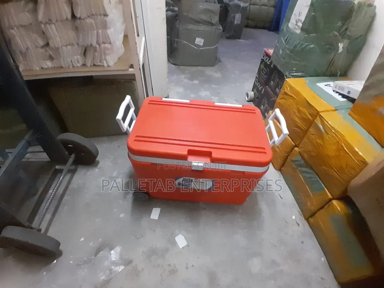 110L Cooler Box