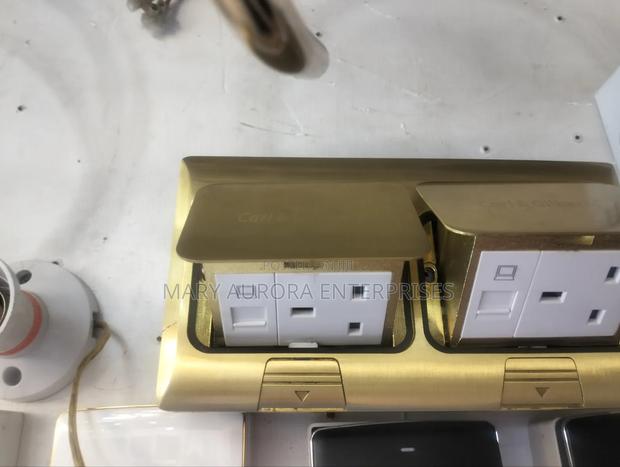 Twin Floor Socket - thumbnail 2