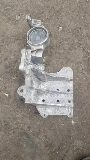 Gearbox Mount Nt31,dualis, Lafesta Available.