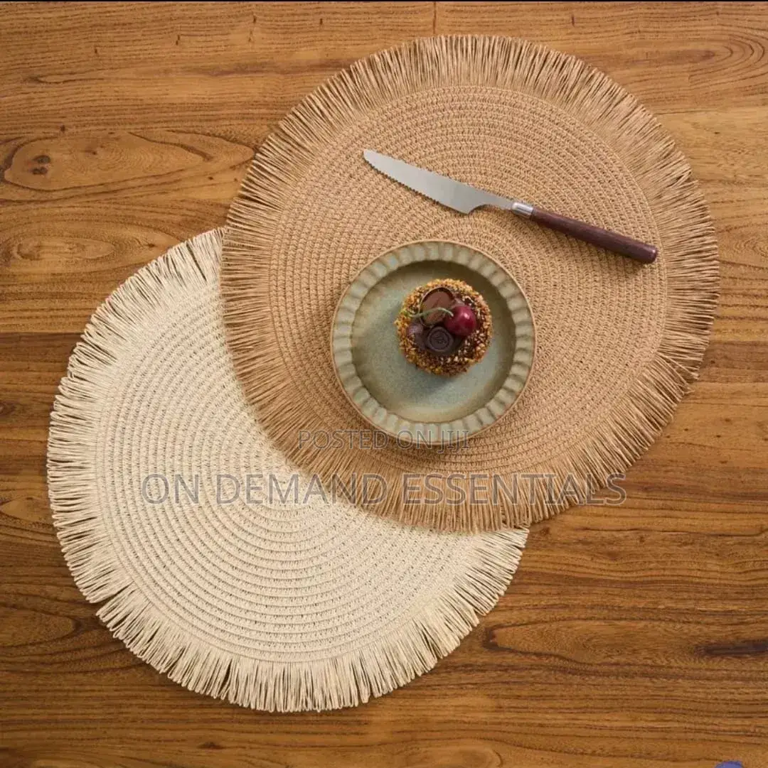 High-Quality Woven Table/Placemats Round Shape