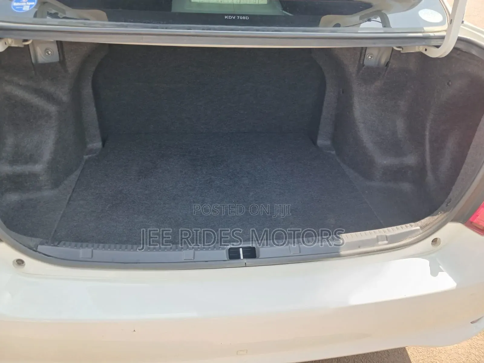 Toyota Axio 2018 White