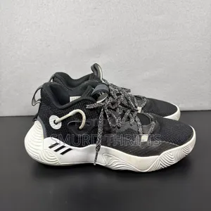 Adidas Harden Step Back 3