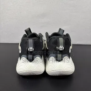 Adidas Harden Step Back 3