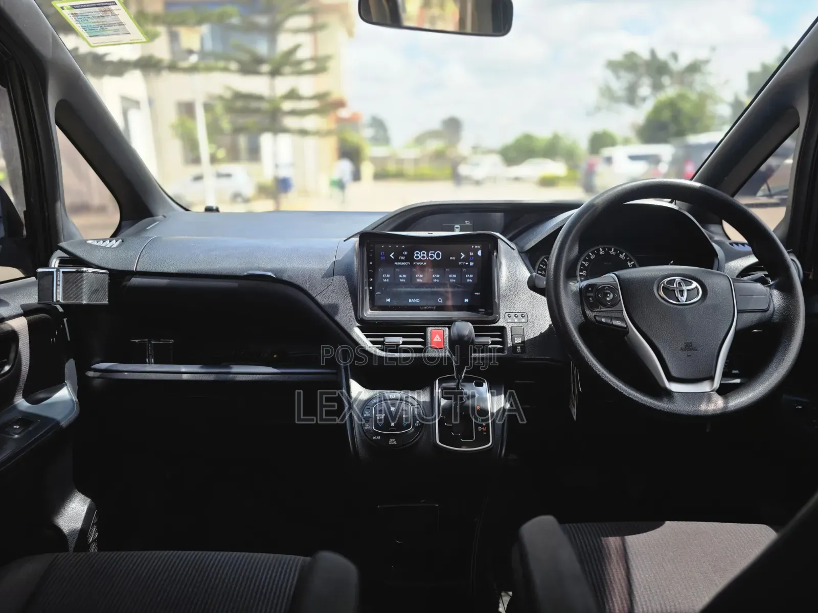 Toyota Voxy 2017 Black