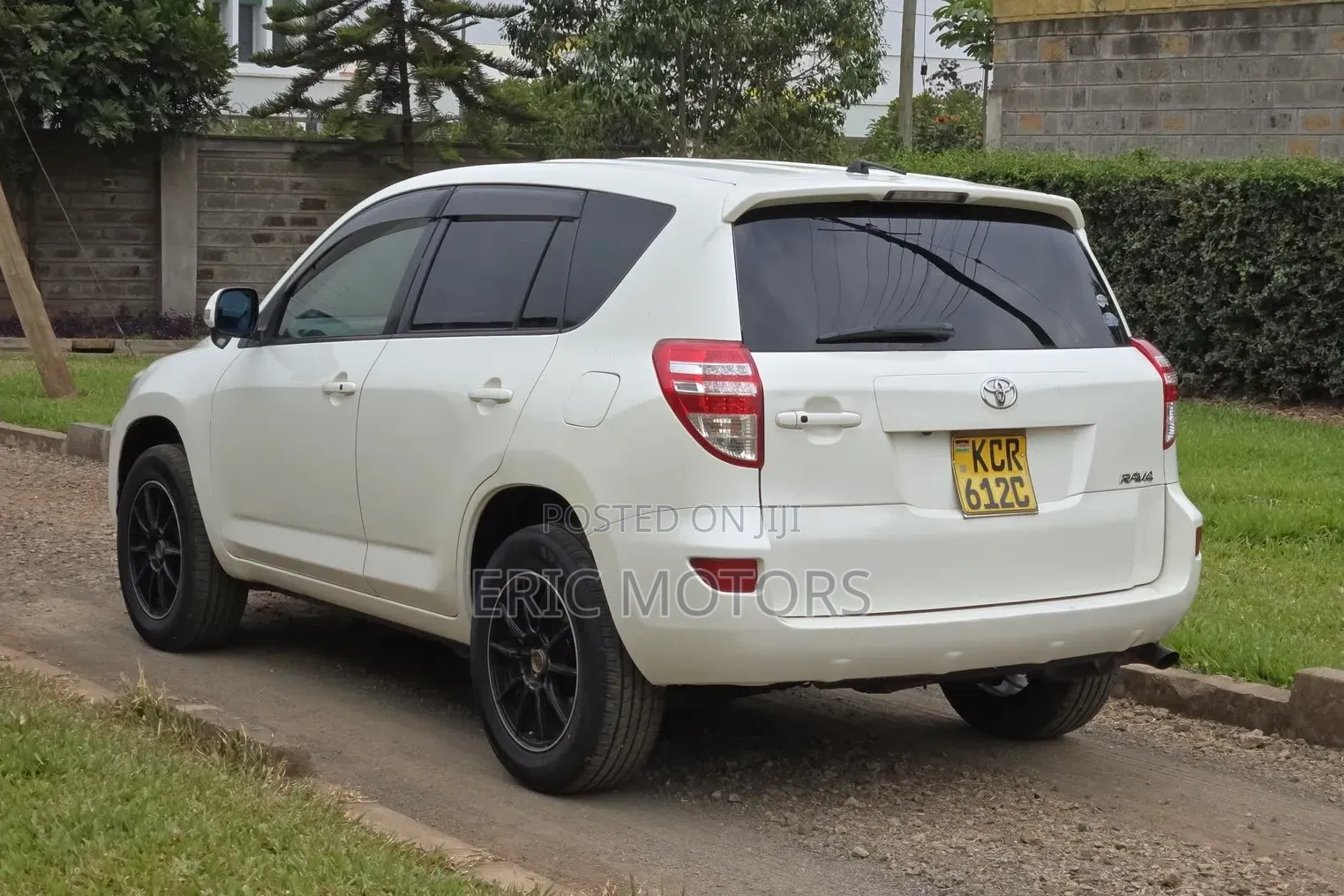 Toyota RAV4 2012 White
