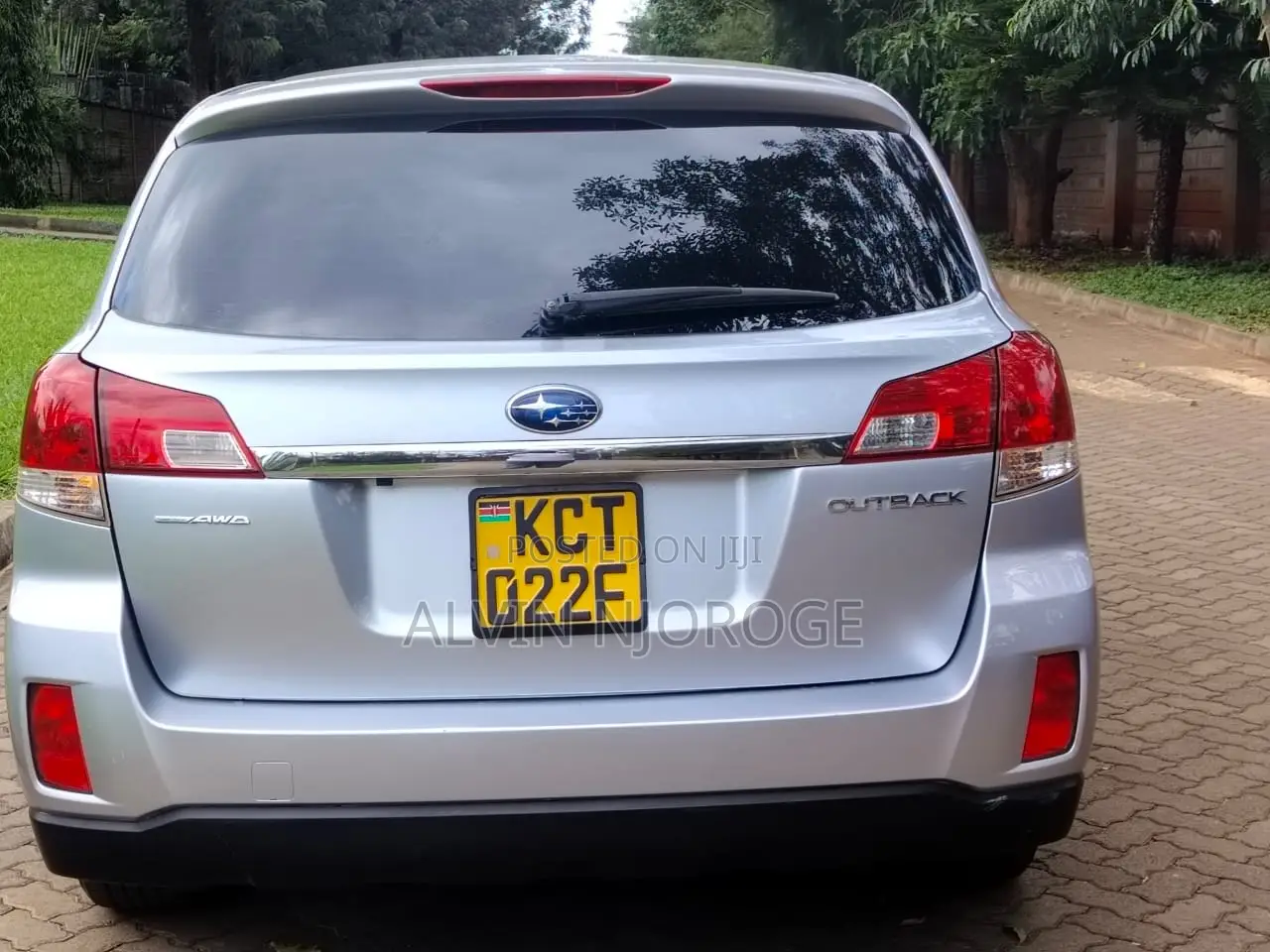 Subaru Outback 2.5i 2011 Silver