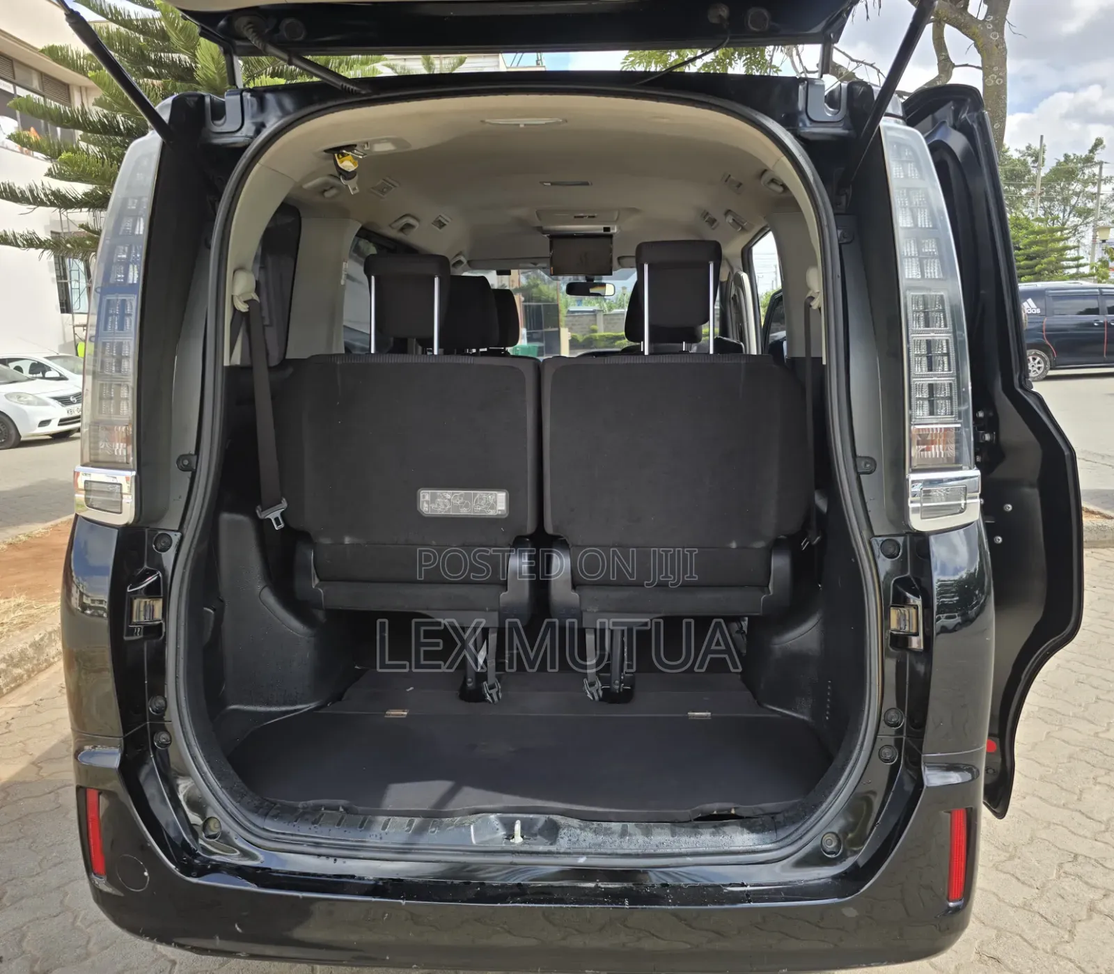 Toyota Voxy 2017 Black