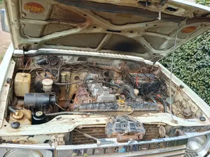 Mitsubishi Pajero 1990 White