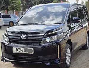 Toyota Voxy 2017 Black