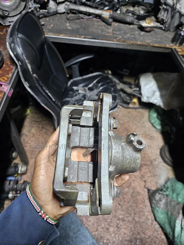 Rear Calliper for Prado 150,120 - thumbnail 3
