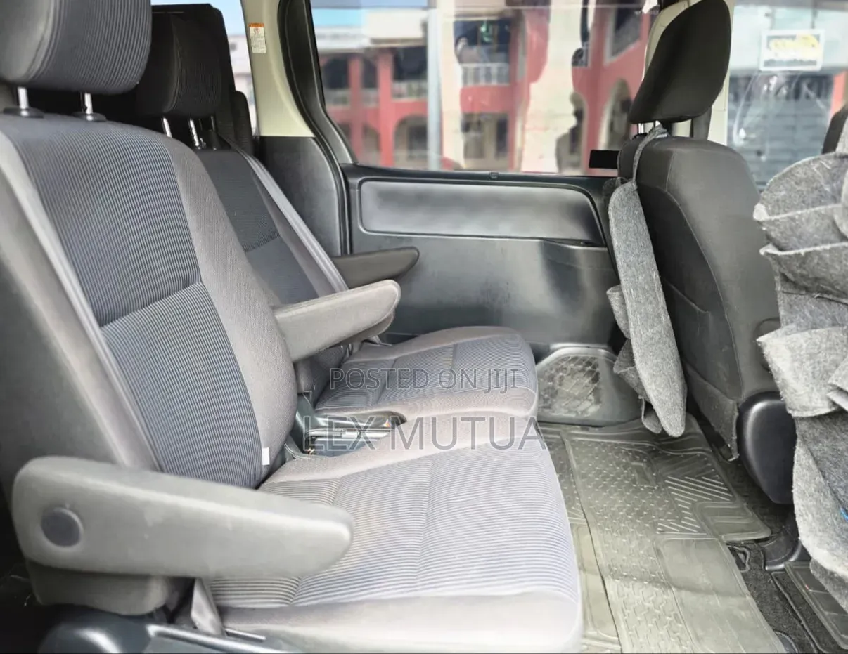 Toyota Voxy 2017 Black