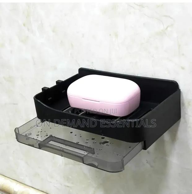 Soap Dish With Drain Tray +2 Hooks - main view