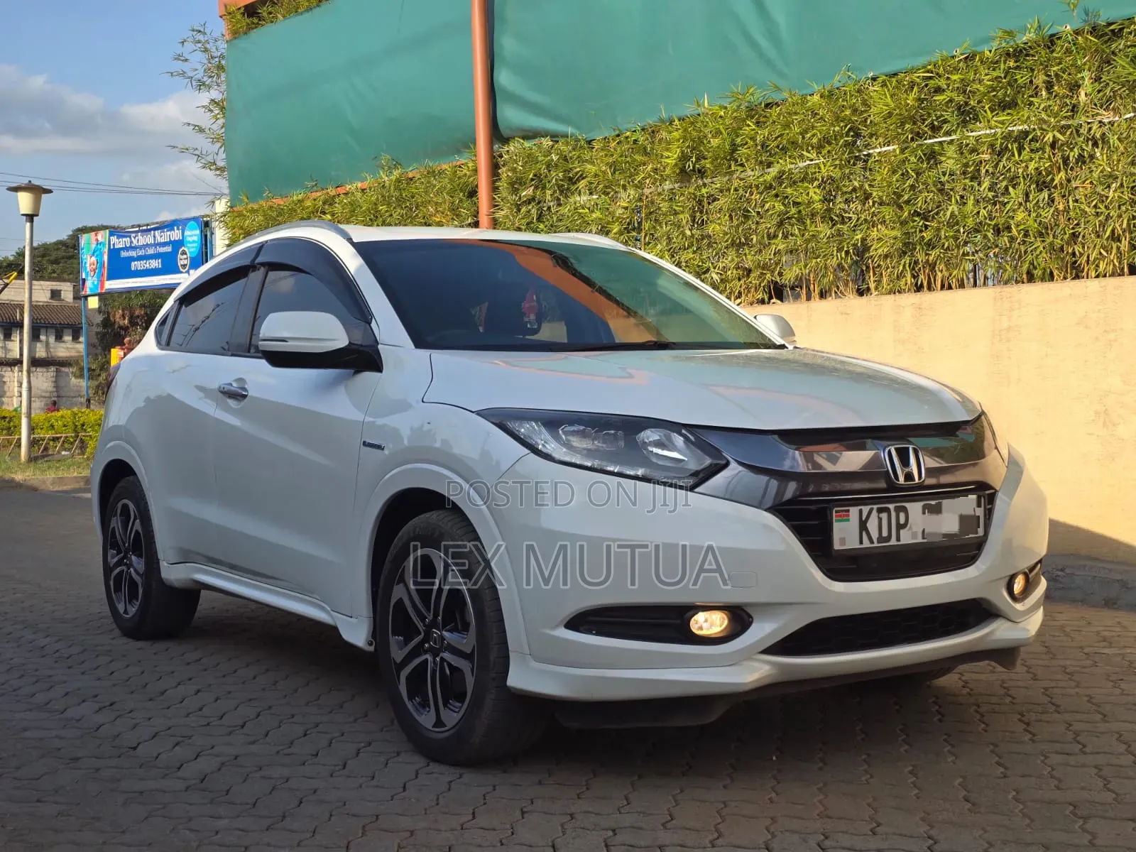Honda Vezel 2016 White