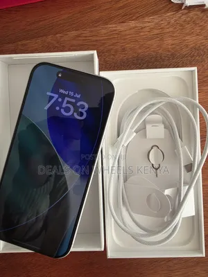 New Apple iPhone 17 256 GB White