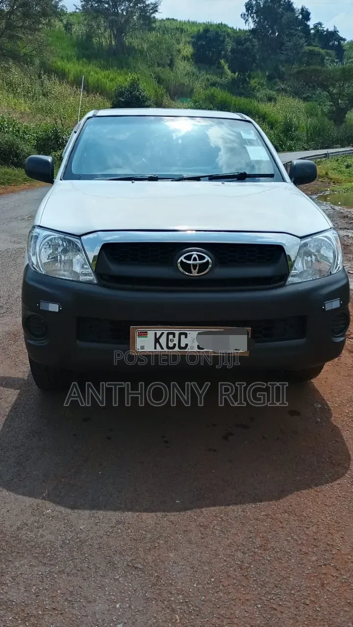 Toyota Hilux 2.5 D-4D 2008 White