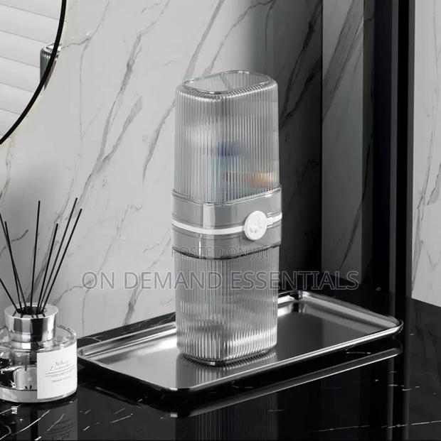 Portable Travel Toothbrush Storage Box - thumbnail 2