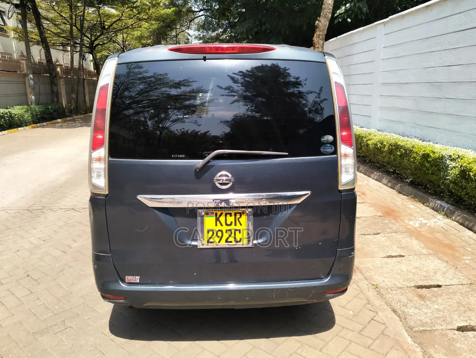 Nissan Serena 2011 Gray