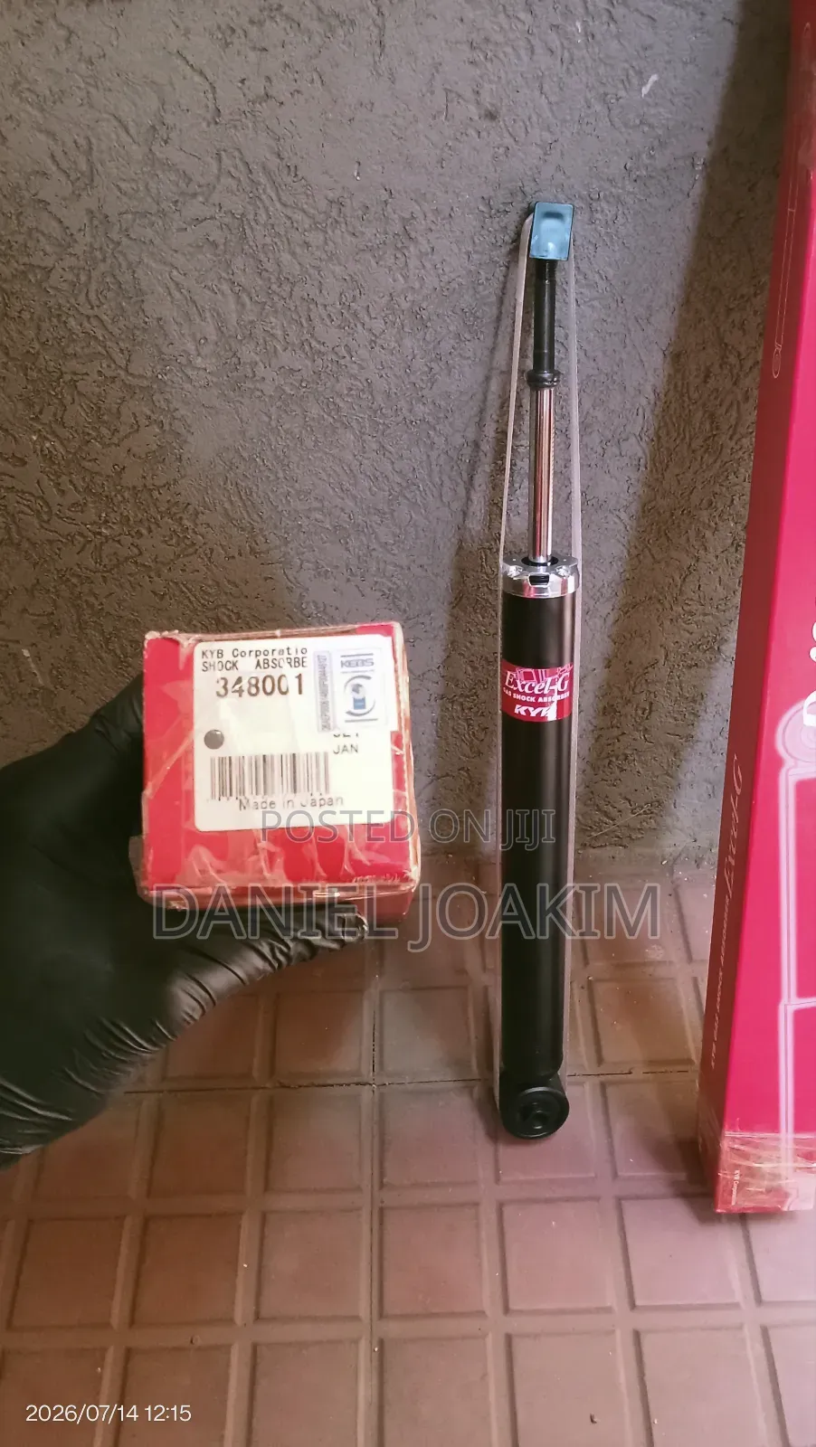 KYB 348001 Rear Shocks