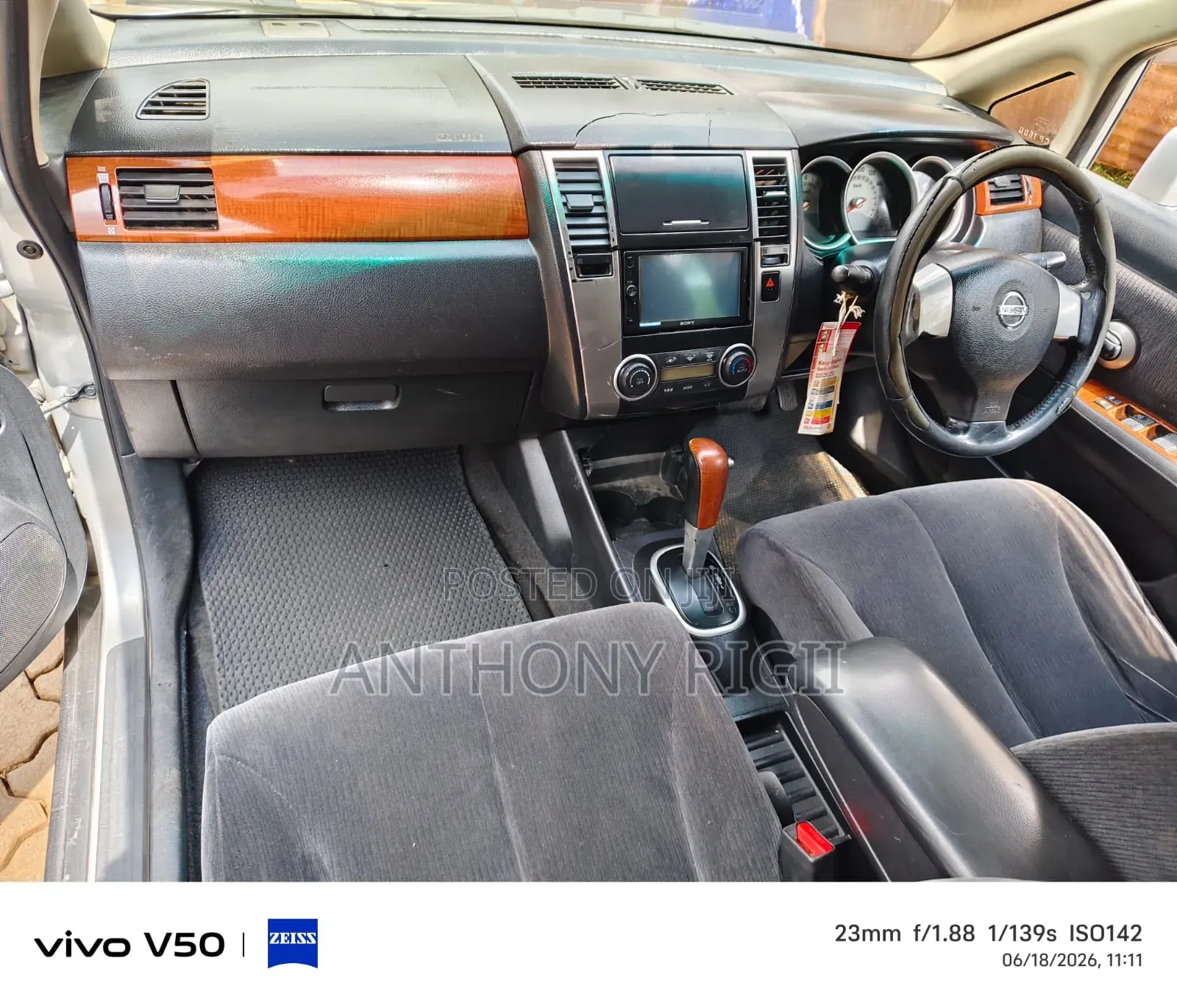 Nissan Tiida 1.5L 16V 2011 Silver