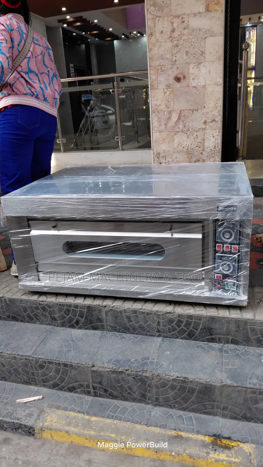 Premier Electric Single Deck Oven With 2 Trays