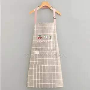 Waterproof Cute Checked Floral Aprons With Hand Wipe Towel