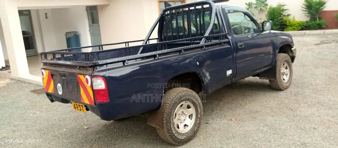 Toyota Hilux 2700i Raider 2004 Blue