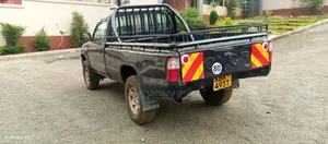 Toyota Hilux 2700i Raider 2004 Blue