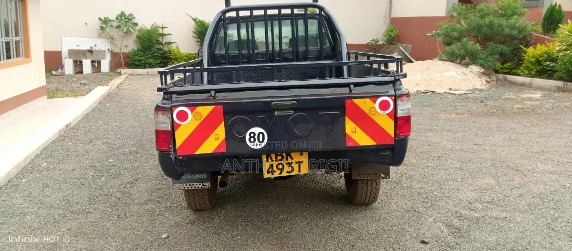 Toyota Hilux 2700i Raider 2004 Blue
