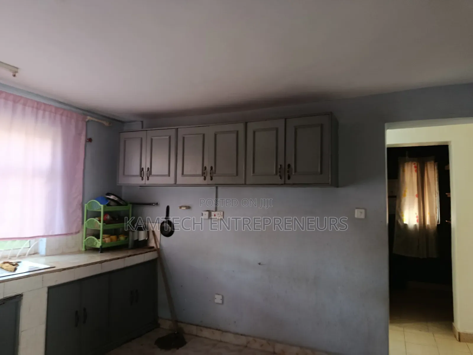 5bdrm Maisonette in Ngoingwa Kisiwani for rent