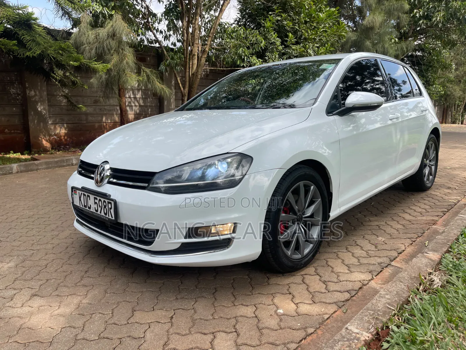 Volkswagen Golf 2014 White
