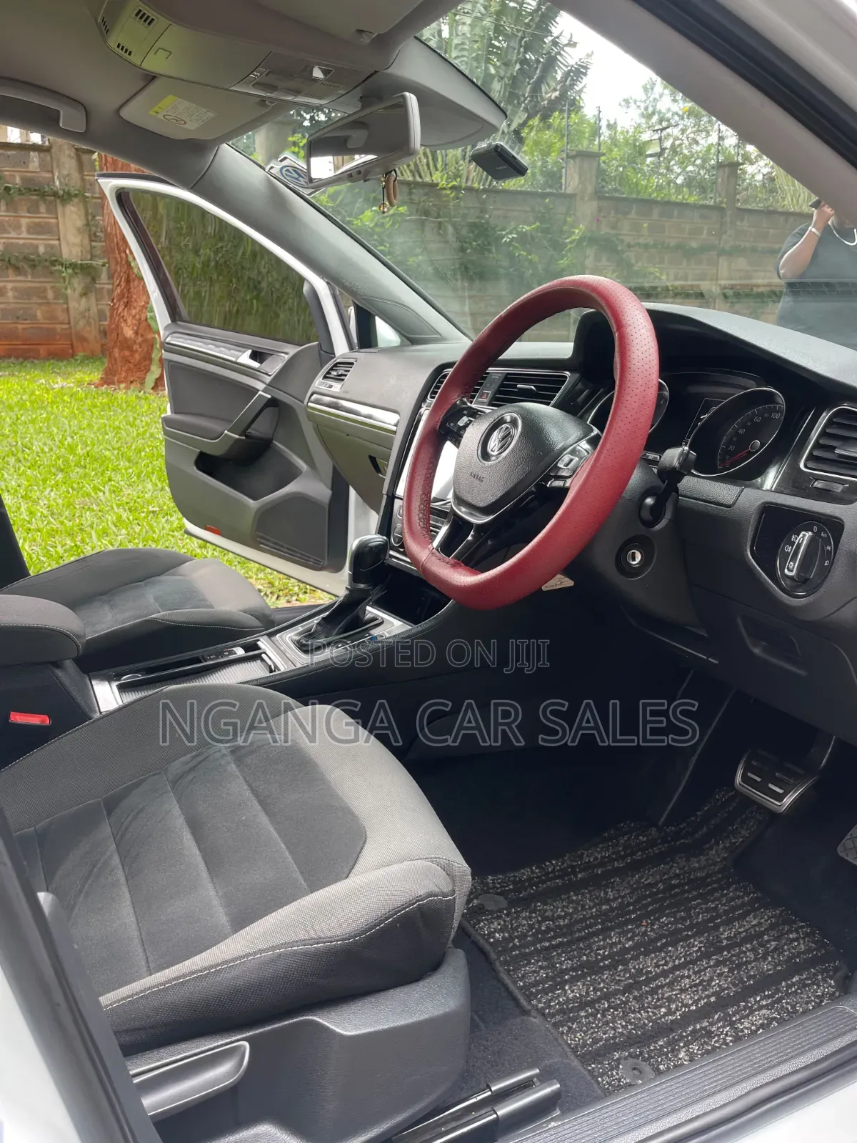 Volkswagen Golf 2014 White