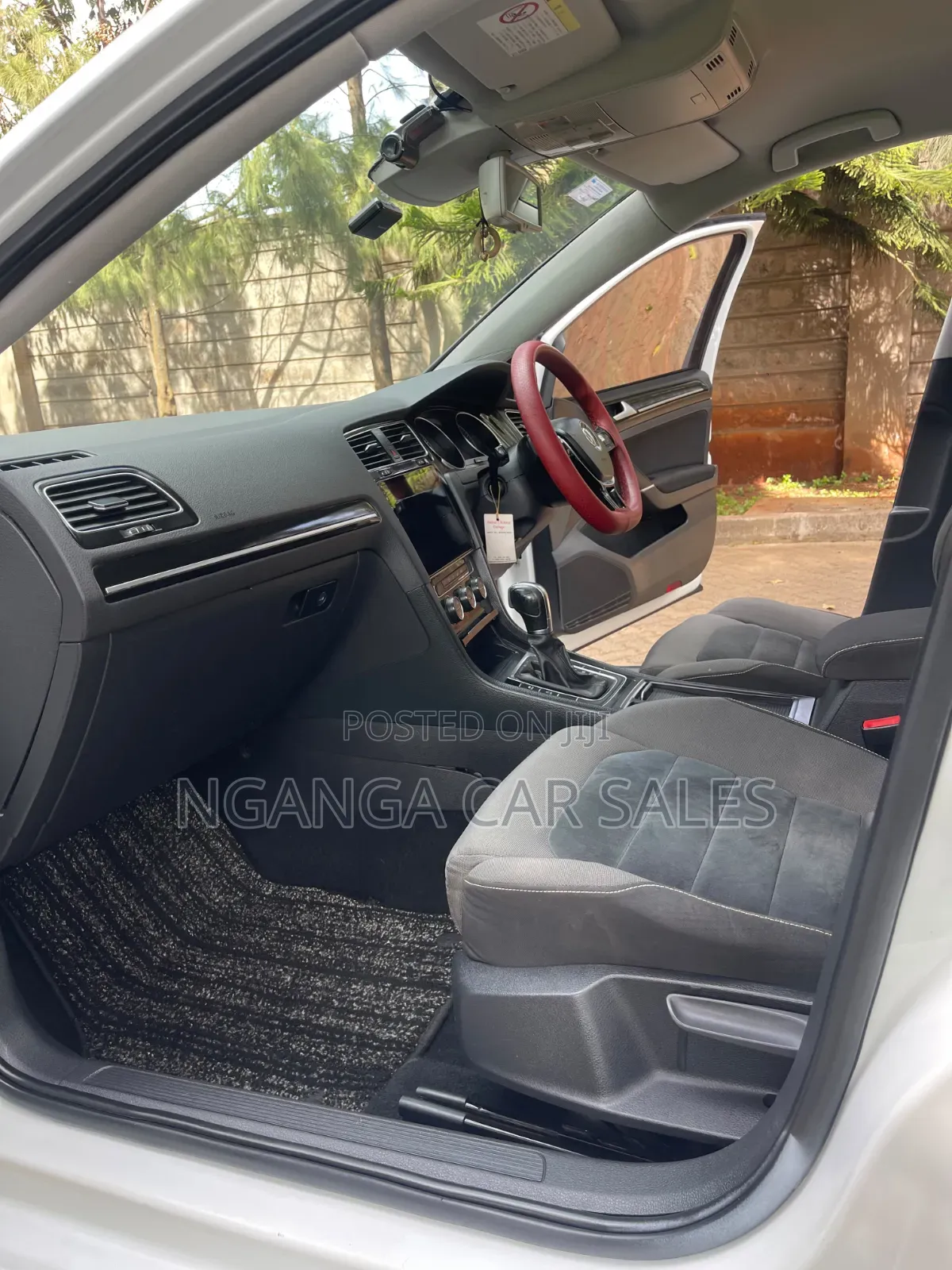 Volkswagen Golf 2014 White