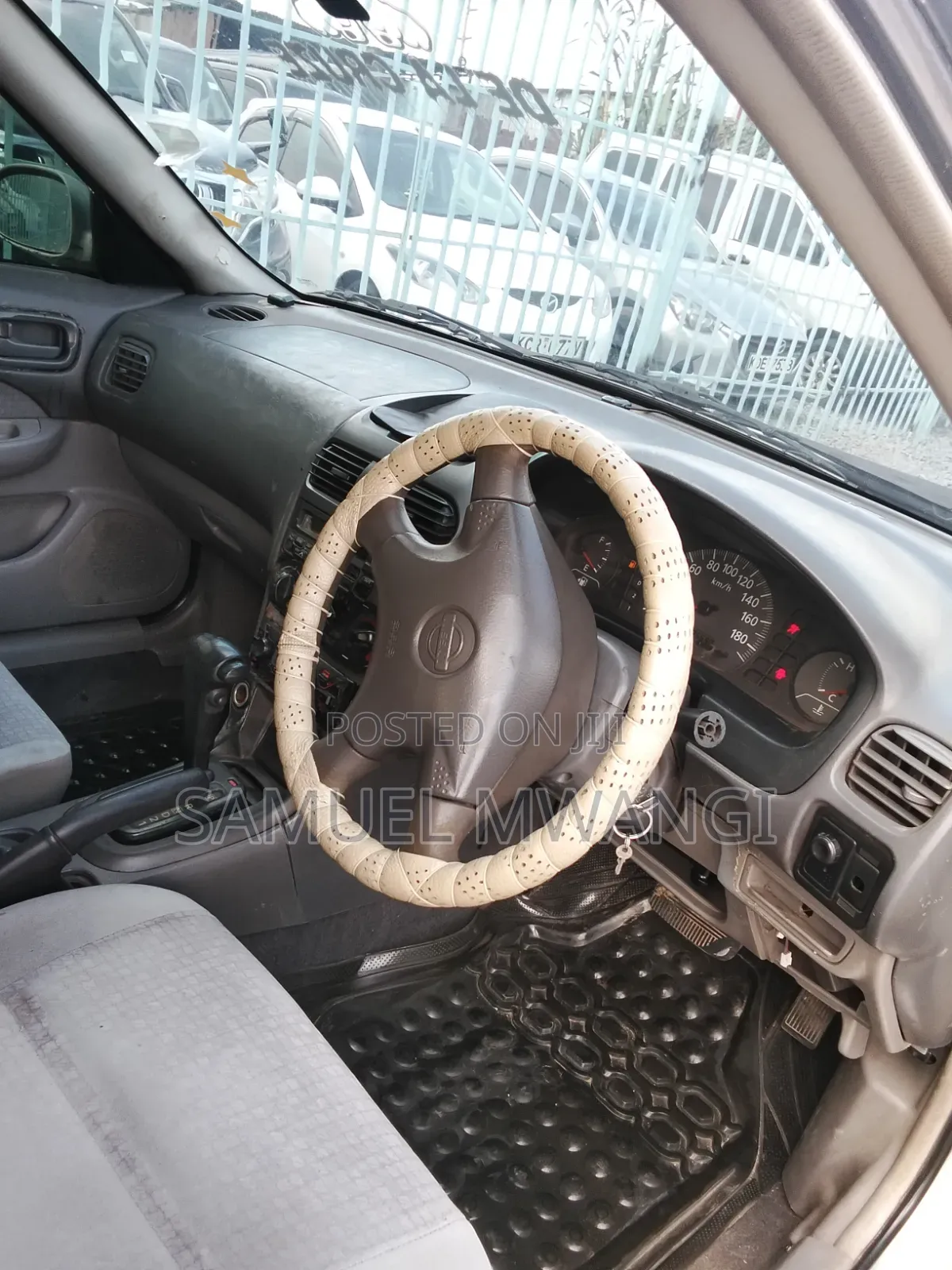 Nissan FB15 2004 Silver
