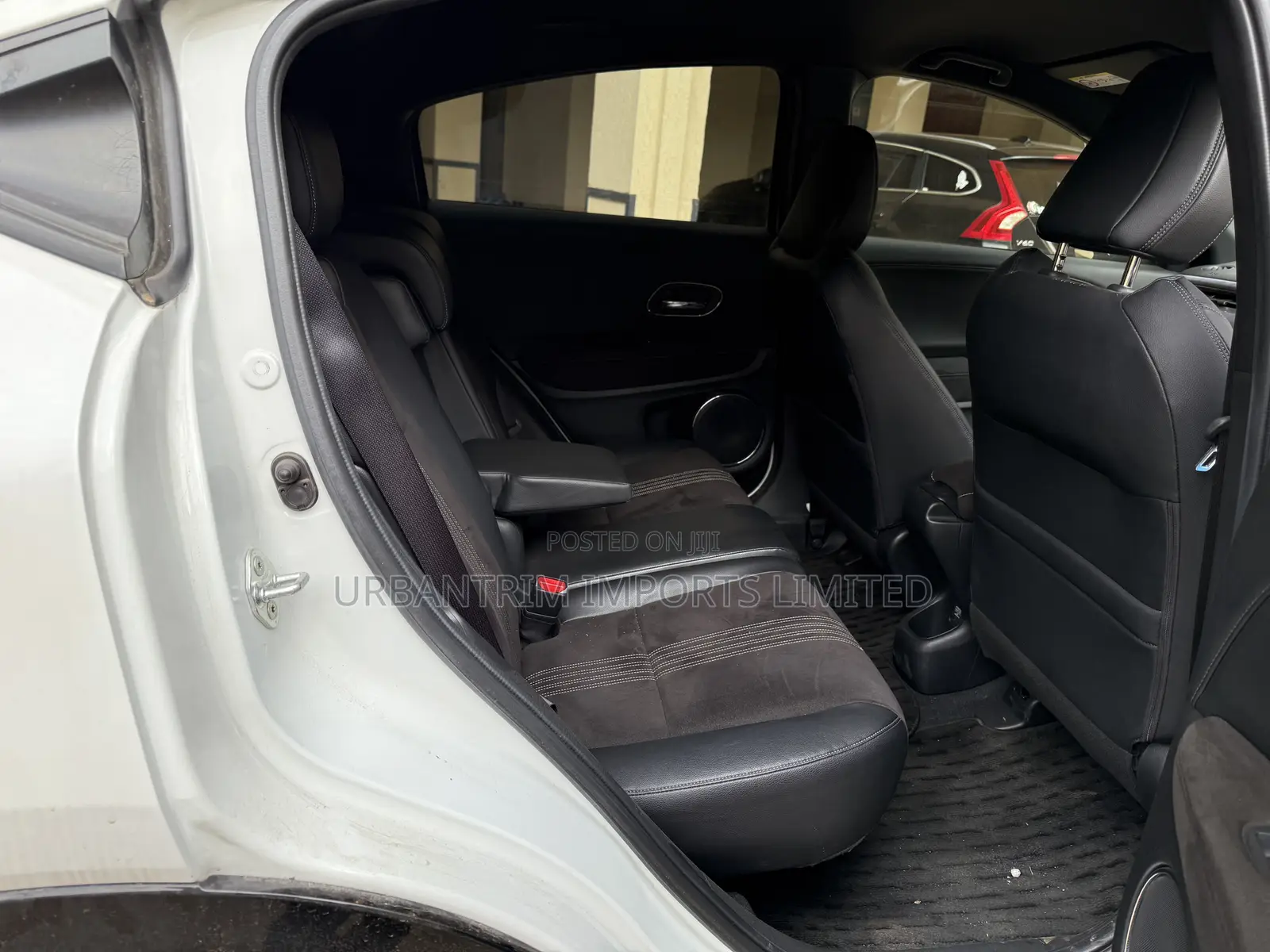 Honda Vezel 1.5 Hybrid 2WD 2020 White