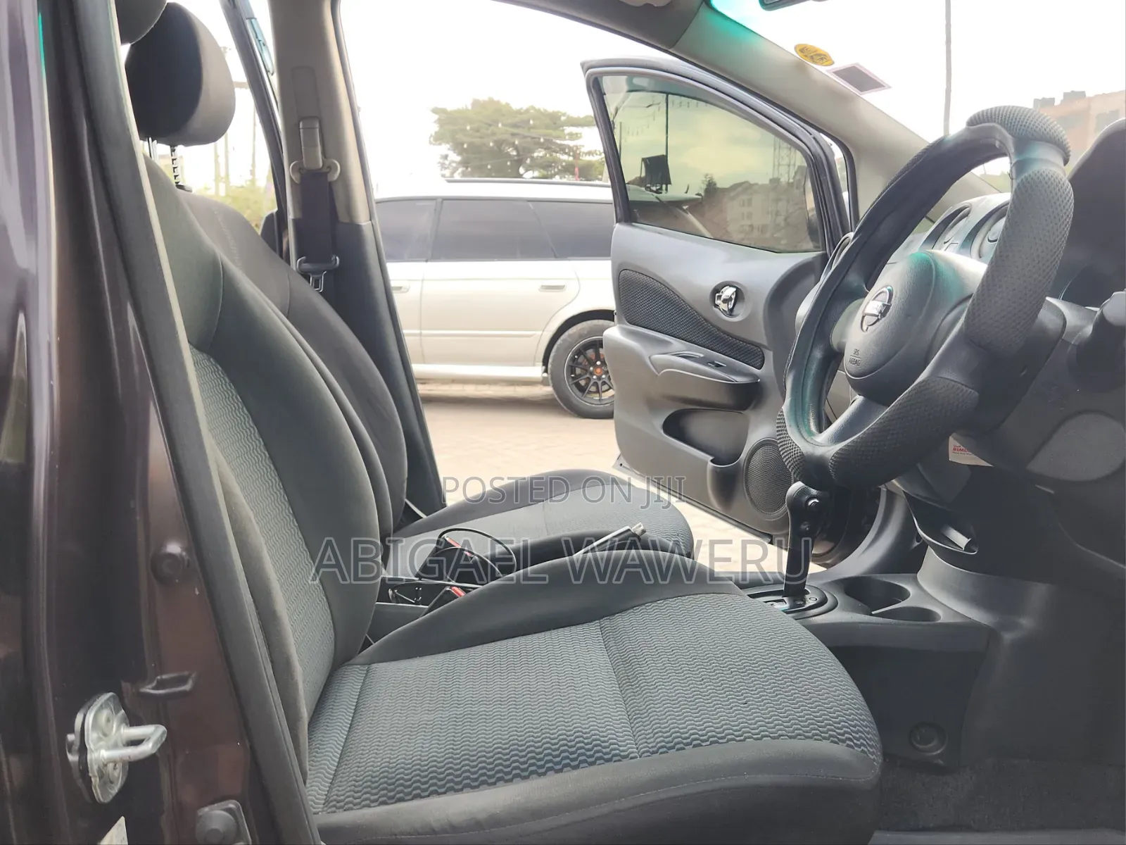 Nissan Note 2013 Maroon