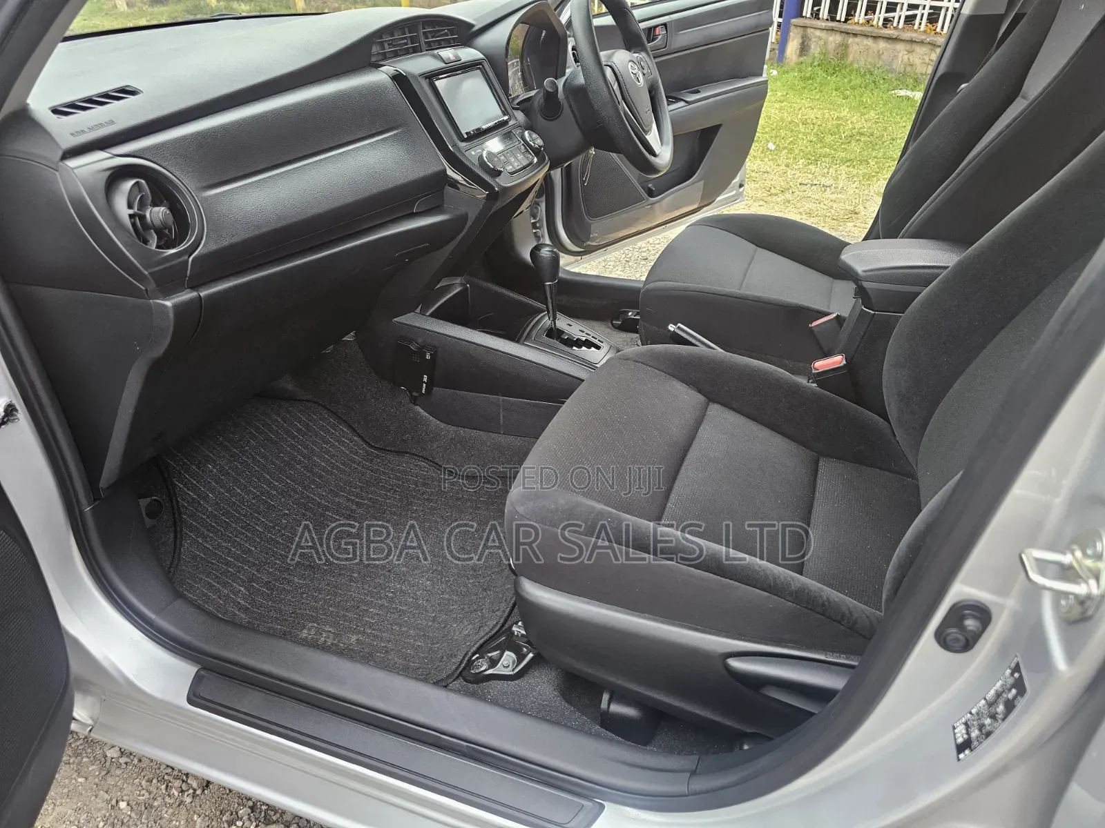 Toyota Axio 2019 Silver