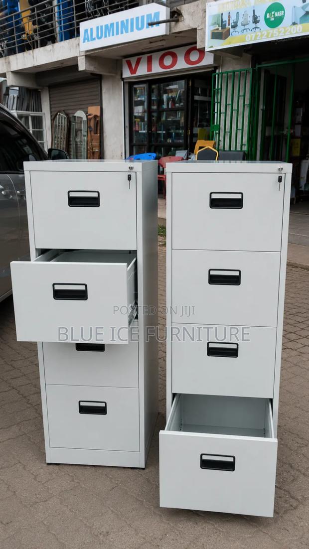 Heavy Duty 4 Drawer Lockable Storing Cabinet